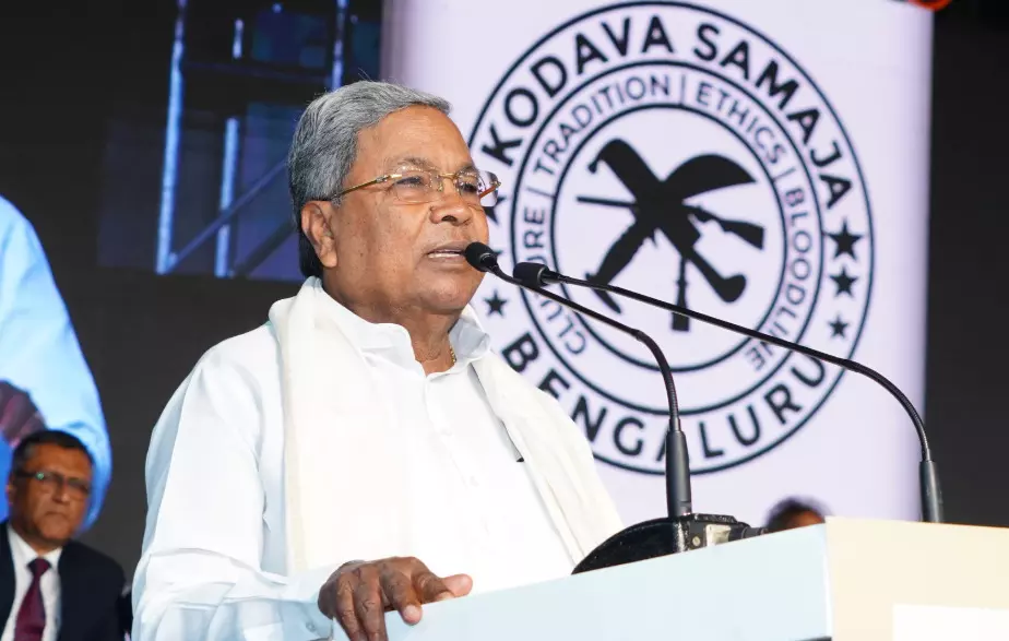 ಮೆಟ್ರೋ ನಿಲ್ದಾಣಕ್ಕೆ ಫೀಲ್ಡ್ ಮಾರ್ಷಲ್ ಕಾರ್ಯಪ್ಪ ಹೆಸರಿಡಲು ಸಚಿವ ಸಂಪುಟದಲ್ಲಿ ಚರ್ಚೆ : ಸಿಎಂ ಸಿದ್ದರಾಮಯ್ಯ ಮೆಟ್ರೋ ನಿಲ್ದಾಣಕ್ಕೆ ಫೀಲ್ಡ್ ಮಾರ್ಷಲ್ ಕಾರ್ಯಪ್ಪ ಹೆಸರಿಡಲು ಸಚಿವ ಸಂಪುಟದಲ್ಲಿ ಚರ್ಚೆ : ಸಿಎಂ ಸಿದ್ದರಾಮಯ್ಯ