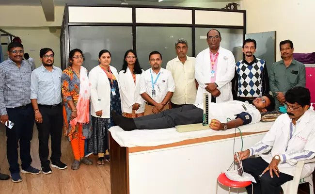 ಕಲಬುರಗಿ | ಶ್ರೀ ಹಿಂಗುಲಾಂಬಿಕ ಆಯುರ್ವೇದಿಕ್ ಮೆಡಿಕಲ್ ಕಾಲೇಜಿನಲ್ಲಿ ರಕ್ತದಾನ ಶಿಬಿರ ಕಲಬುರಗಿ | ಶ್ರೀ ಹಿಂಗುಲಾಂಬಿಕ ಆಯುರ್ವೇದಿಕ್ ಮೆಡಿಕಲ್ ಕಾಲೇಜಿನಲ್ಲಿ ರಕ್ತದಾನ ಶಿಬಿರ