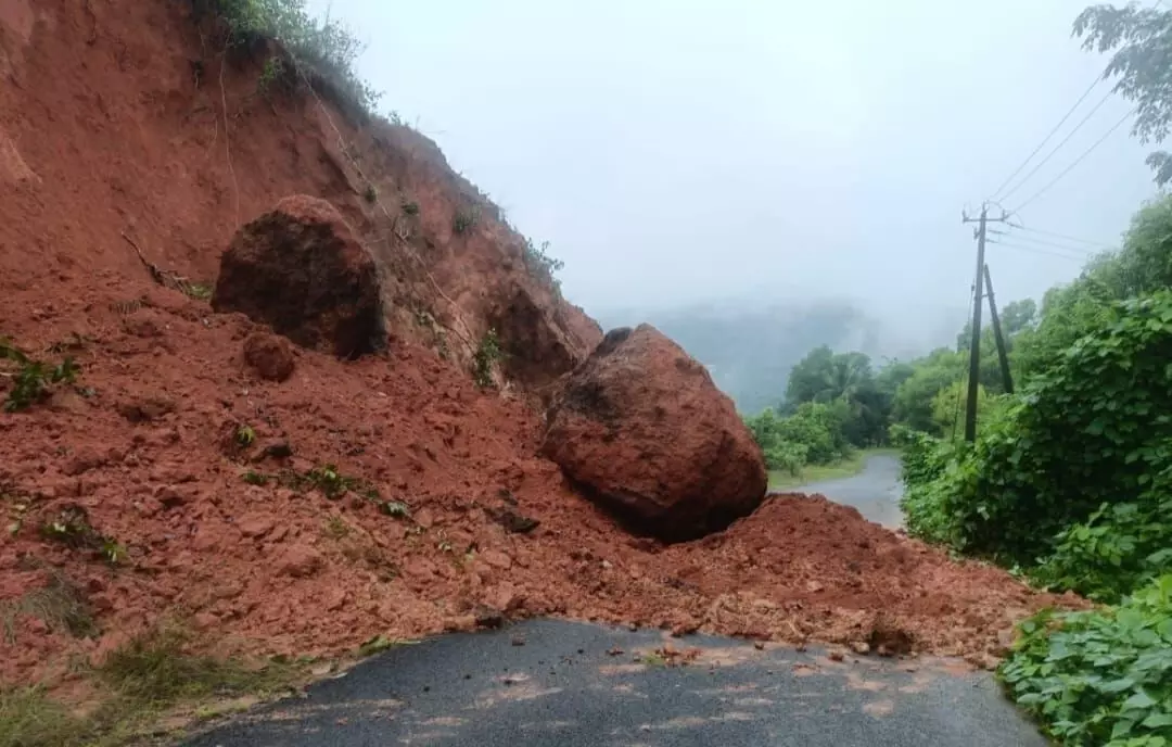 ಭಾರೀ ಮಳೆ: ಬಂಟ್ವಾಳ ತಾಲೂಕಿನಾದ್ಯಂತ ಮನೆ, ಆಸ್ತಿಗಳಿಗೆ ಹಾನಿ ಭಾರೀ ಮಳೆ: ಬಂಟ್ವಾಳ ತಾಲೂಕಿನಾದ್ಯಂತ ಮನೆ, ಆಸ್ತಿಗಳಿಗೆ ಹಾನಿ