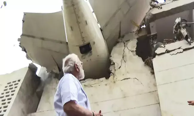 ನೈತಿಕತೆ ಮತ್ತು ಛಾಯಾಚಿತ್ರ ಪತ್ರಿಕೋದ್ಯಮ; ವಿಮಾನ ಪತನ ಸ್ಥಳದಲ್ಲಿ ಹೇಗೆ ಚಿತ್ರ ತೆಗೆಯಬಾರದು?