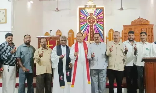 ಯಾದಗಿರಿ | ಮೆಥೋಡಿಸ್ಟ್ ಸೆಂಟ್ರಲ್ ಚರ್ಚ್‌ನಲ್ಲಿ ವಿಶ್ವ ಅಪ್ಪಂದಿರ ದಿನಾಚರಣೆ