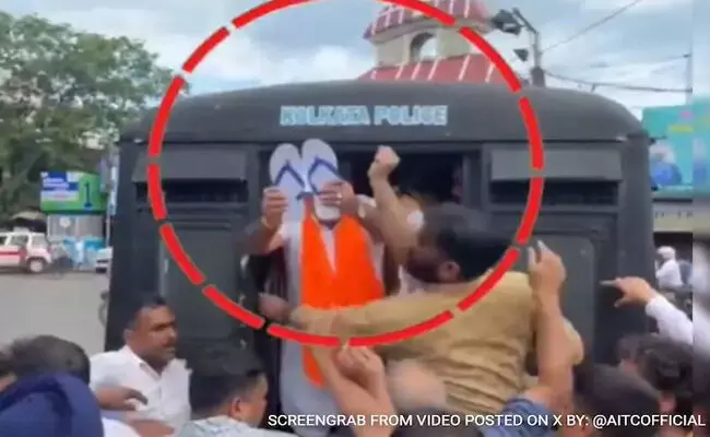 ಸಿಖ್ ಅಧಿಕಾರಿಗೆ ಚಪ್ಪಲಿ ಎಸೆದ ಆರೋಪ: ಪಶ್ಚಿಮ ಬಂಗಾಳ ಬಿಜೆಪಿ ಅಧ್ಯಕ್ಷರ ವಿರುದ್ಧ ಎಫ್‌ಐಆರ್ ದಾಖಲು