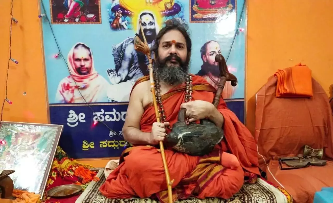 ʼಮುಸ್ಲಿಮ್, ಕ್ರಿಶ್ಚಿಯನ್ ಗುಂಪುಗಳನ್ನು ದಯೆಯಿಲ್ಲದೆ ಕೊಚ್ಚಿ ಹಾಕಿʼ ಎಂದಿದ್ದ ಆತ್ಮಾನಂದ ಸರಸ್ವತಿ ಸ್ವಾಮೀಜಿ ವಿರುದ್ಧ ಪ್ರಕರಣ ದಾಖಲು