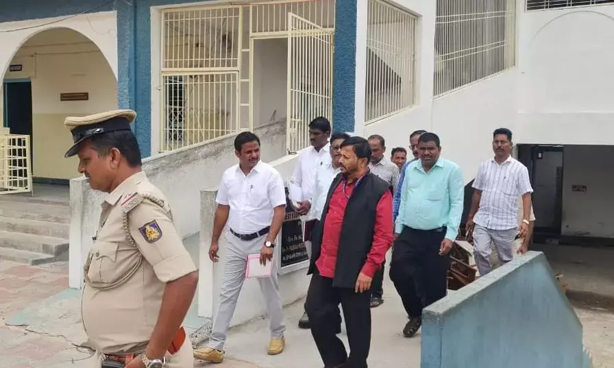 ರಾಯಚೂರು | ರಾಜ್ಯ ಮಕ್ಕಳ ಹಕ್ಕುಗಳ ಆಯೋಗದ ಅಧ್ಯಕ್ಷರಿಂದ ಮೂಲಭೂತ ಸೌಲಭ್ಯಗಳ ಪರಿಶೀಲನೆ