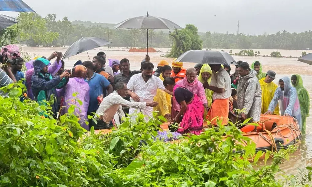 ಮಳೆಗೆ ಬೈಂದೂರು ತಾಲೂಕು ಜಲಾವೃತ: ಜನಜೀವನ ಅಸ್ತವ್ಯಸ್ತ