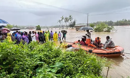 ಉಡುಪಿ | ಬೈಂದೂರು ಹಳಗೇರಿಯಲ್ಲಿ ಭಾರೀ ಮಳೆ: ಮನೆಗಳು ಜಲಾವೃತ: ಜನರ ಸ್ಥಳಾಂತರ