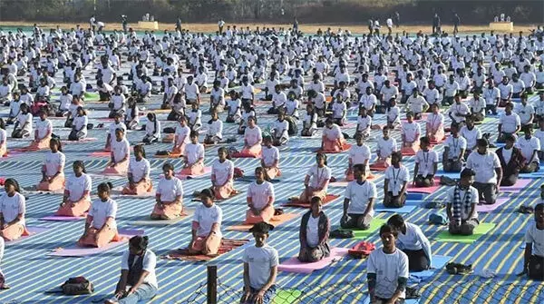 ಜೂ.21: ಅಂತರ್ರಾಷ್ಟ್ರೀಯ ಯೋಗ ದಿನಾಚರಣೆ ಜೂ.21: ಅಂತರ್ರಾಷ್ಟ್ರೀಯ ಯೋಗ ದಿನಾಚರಣೆ