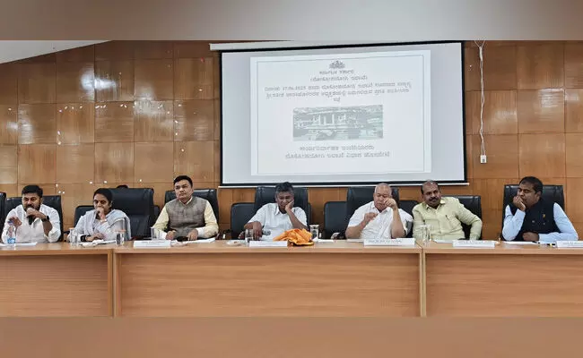 ಹೊಸಪೇಟೆಯಲ್ಲಿ 20 ಕೊಠಡಿಗಳ ಹೈಟೆಕ್ ಪ್ರವಾಸಿ ಮಂದಿರ ಶೀಘ್ರ ನಿರ್ಮಾಣ : ಸಚಿವ ಸತೀಶ್ ಜಾರಕಿಹೊಳಿ