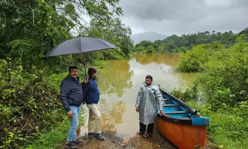ಕೊಡಗಿನಲ್ಲಿ ಮುಂದುವರಿದ ಗಾಳಿ ಮಳೆ | ಕಾವೇರಿ ತೀರದಲ್ಲಿ ಪ್ರವಾಹದ ಪರಿಸ್ಥಿತಿ, ಜನಜೀವನ ಅಸ್ತವ್ಯಸ್ತ