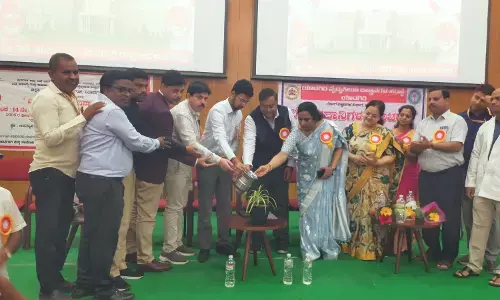 ಯಾದಗಿರಿ | ಯುವಕರು ಹೆಚ್ಚಿನ ಸಂಖ್ಯೆಯಲ್ಲಿ ರಕ್ತದಾನ ಮಾಡಲು ಮುಂದೆ ಬರಬೇಕು : ಸಿಇಓ ಲವೀಶ್ ಒರಡಿಯಾ