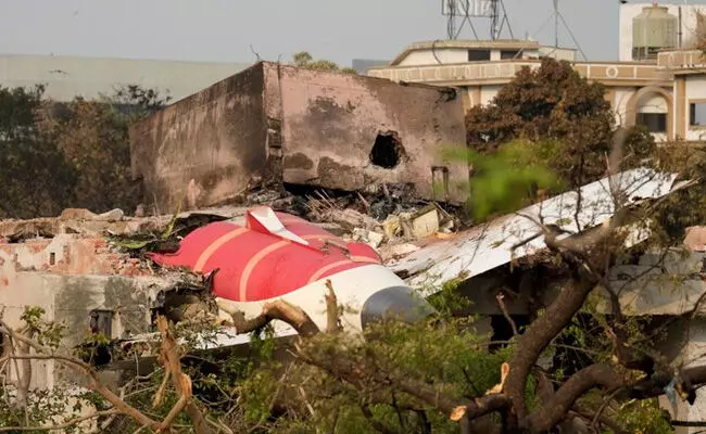 ಅಹಮದಾಬಾದ್ ವಿಮಾನ ಅಪಘಾತ: 190 ಮಂದಿಯ ಗುರುತು ಪತ್ತೆ; 159 ಮೃತದೇಹಗಳು ಕುಟುಂಬಸ್ಥರಿಗೆ ಹಸ್ತಾಂತರ