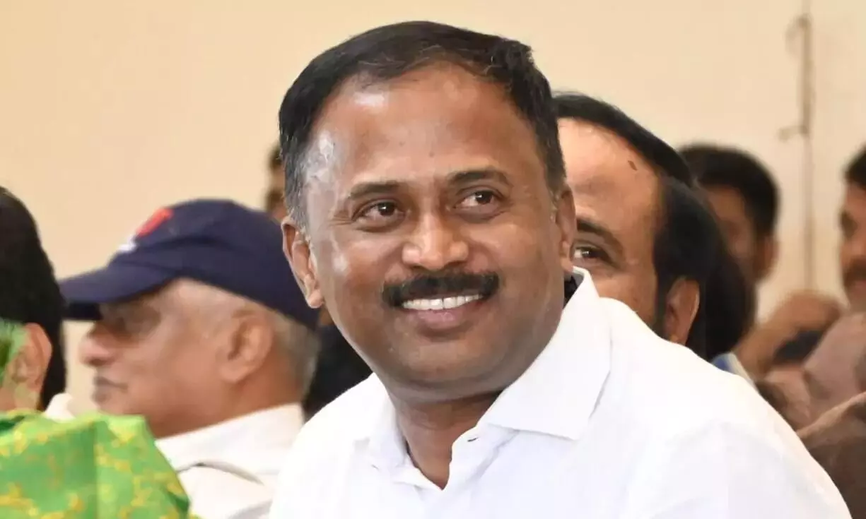 ಸಾಮಾಜಿಕ, ಶೈಕ್ಷಣಿಕ ಸಮೀಕ್ಷೆ | ಗ್ರಾ.ಪಂ ಸದಸ್ಯರಿಗೆ ಅರಿವು ಮೂಡಿಸಲು ದಿನೇಶ್ ಗೂಳಿಗೌಡ ಮನವಿ ಸಾಮಾಜಿಕ, ಶೈಕ್ಷಣಿಕ ಸಮೀಕ್ಷೆ | ಗ್ರಾ.ಪಂ ಸದಸ್ಯರಿಗೆ ಅರಿವು ಮೂಡಿಸಲು ದಿನೇಶ್ ಗೂಳಿಗೌಡ ಮನವಿ