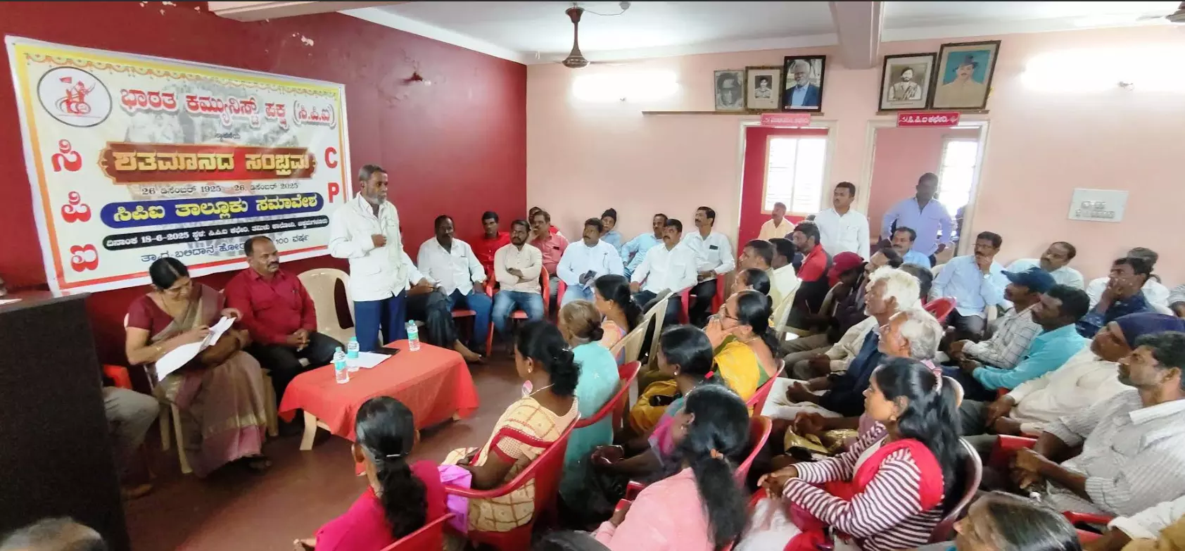 ಸಾಮಾಜಿಕ ಕ್ರಾಂತಿ ಹೋರಾಟದಿಂದ ಸಾಧ್ಯವೇ ಹೊರತು ಬಂದೂಕಿನಿಂದಲ್ಲ: ಸಿಪಿಐ ರಾಷ್ಟ್ರೀಯ ಮಂಡಳಿ ಸದಸ್ಯ ಲೋಕೇಶ್ ಸಾಮಾಜಿಕ ಕ್ರಾಂತಿ ಹೋರಾಟದಿಂದ ಸಾಧ್ಯವೇ ಹೊರತು ಬಂದೂಕಿನಿಂದಲ್ಲ: ಸಿಪಿಐ ರಾಷ್ಟ್ರೀಯ ಮಂಡಳಿ ಸದಸ್ಯ ಲೋಕೇಶ್