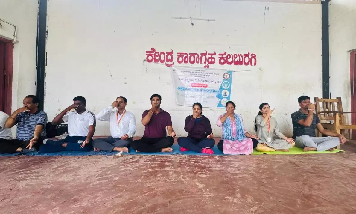 ಕಲಬುರಗಿ: ಕಾರಾಗೃಹದ ಕೈದಿಗಳಿಗೆ ಯೋಗ ತರಬೇತಿ