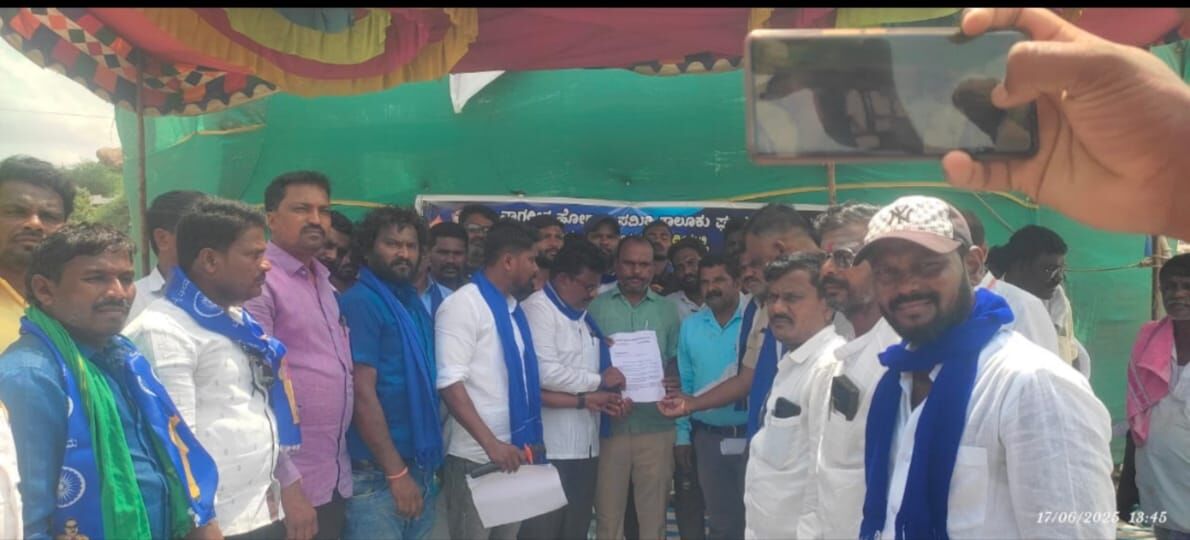 ದೇವದುರ್ಗ | ಬೇಡಿಕೆಗಳನ್ನು ಈಡೇರಿಸದಿದ್ದರೆ ಶಾಸಕರ ಮನೆಯ ಮುಂದೆ ಉಗ್ರ ಹೋರಾಟ: ನಾಗರಿಕ ಹೋರಾಟ ಸಮಿತಿ