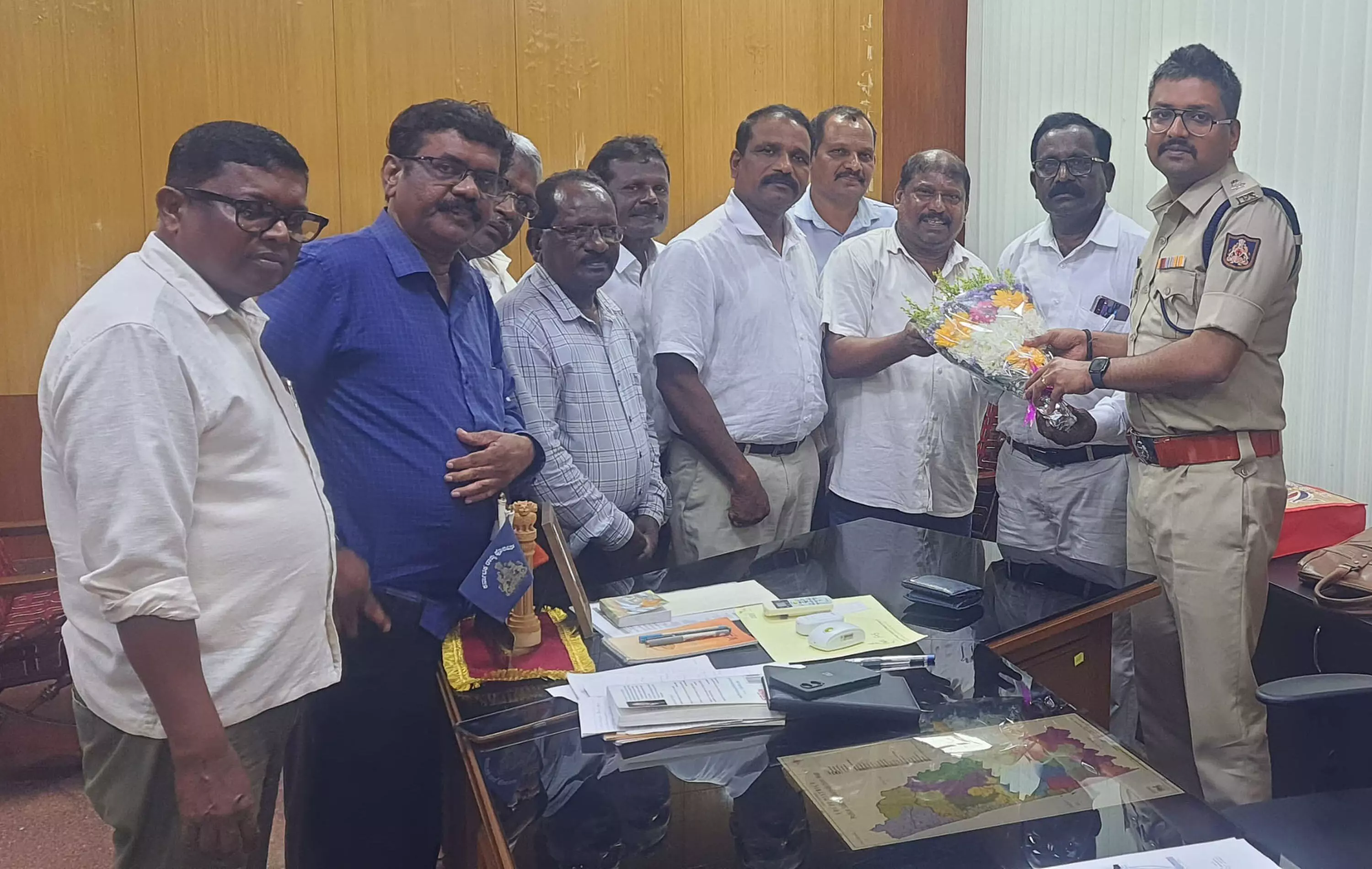 ಉಡುಪಿ ಸರ್ವ ಜನಾಂಗದ ಶಾಂತಿಯ ತೋಟ: ಸುಂದರ ಮಾಸ್ತರ್ ಉಡುಪಿ ಸರ್ವ ಜನಾಂಗದ ಶಾಂತಿಯ ತೋಟ: ಸುಂದರ ಮಾಸ್ತರ್