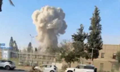 ಇಸ್ರೇಲ್ ಆಸ್ಪತ್ರೆಗೆ ಬಡಿದ ಇರಾನ್‌ನ ಬ್ಯಾಲಿಸ್ಟಿಕ್ ಕ್ಷಿಪಣಿ : ವರದಿ