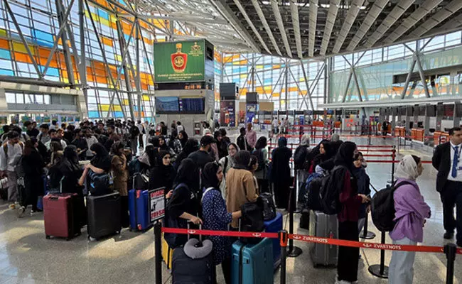 ಭಾರತೀಯ ವಿದ್ಯಾರ್ಥಿಗಳನ್ನು ತೆರವುಗೊಳಿಸಲು ವಾಯುಕ್ಷೇತ್ರವನ್ನು ತೆರೆದಿಟ್ಟ ಇರಾನ್