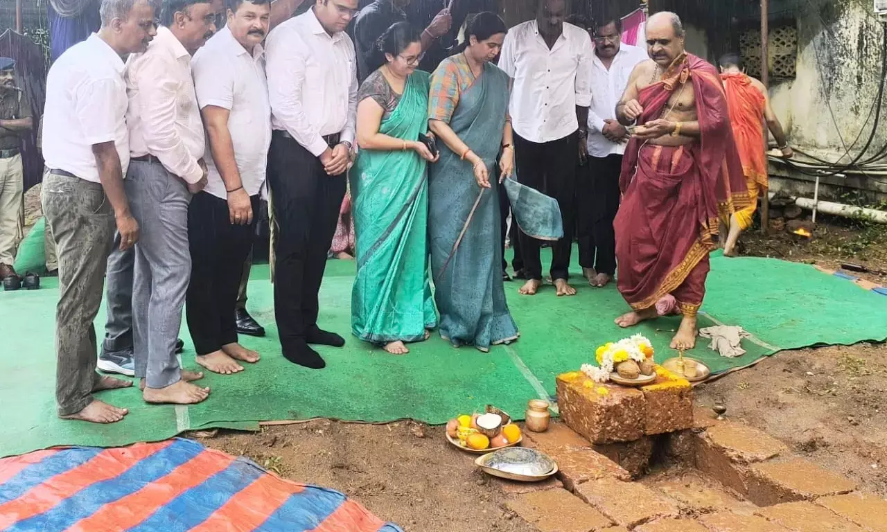ಉಡುಪಿ: ನೂತನ ಲಸಿಕಾ ಉಗ್ರಾಣ ಕಟ್ಟಡಕ್ಕೆ ಶಿಲಾನ್ಯಾಸ
