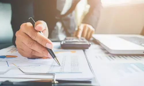 ಮೈಸೂರು | ಸಾಲ ಕಟ್ಟಿಲ್ಲ ಎಂದು ಬಾಲಕಿಯನ್ನು ಕರೆದೊಯ್ದ ಮೈಕ್ರೋ ಫೈನಾನ್ಸ್ ಸಿಬ್ಬಂದಿ