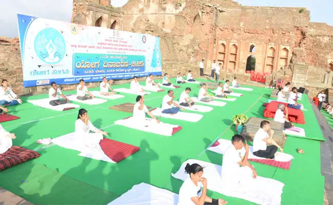 ಯೋಗವು ದೇಹ, ಮನಸ್ಸು, ಆತ್ಮದ ಸಮತೋಲನ ಸಾಧಿಸುವ ಶ್ರೇಷ್ಠ ಪಥವಾಗಿದೆ: ಸಚಿವ ಈಶ್ವರ್ ಖಂಡ್ರೆ