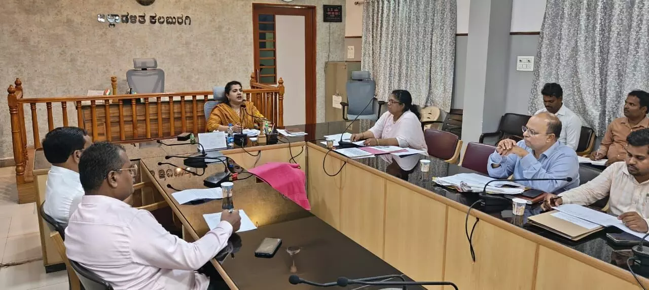 ಕಲಬುರಗಿ | ಪ್ರವಾಸಿ ತಾಣಗಳಲ್ಲಿ ಮೂಲಸೌಕರ್ಯ ಕಲ್ಪಿಸಲು ಡಿ.ಪಿ.ಆರ್ ಸಿದ್ದಪಡಿಸಿ : ಬಿ.ಫೌಝಿಯಾ ತರನ್ನುಮ್ ಕಲಬುರಗಿ | ಪ್ರವಾಸಿ ತಾಣಗಳಲ್ಲಿ ಮೂಲಸೌಕರ್ಯ ಕಲ್ಪಿಸಲು ಡಿ.ಪಿ.ಆರ್ ಸಿದ್ದಪಡಿಸಿ : ಬಿ.ಫೌಝಿಯಾ ತರನ್ನುಮ್