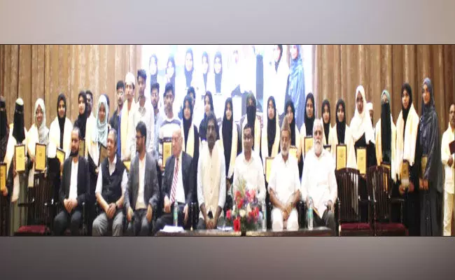 ಜಾತಿವಾದ, ಕೋಮುವಾದದಿಂದ ದೇಶ ಅಧಃಪತನದತ್ತ : ನ್ಯಾ.ಮಾರ್ಕಂಡೇಯ ಕಾಟ್ಜು ಜಾತಿವಾದ, ಕೋಮುವಾದದಿಂದ ದೇಶ ಅಧಃಪತನದತ್ತ : ನ್ಯಾ.ಮಾರ್ಕಂಡೇಯ ಕಾಟ್ಜು