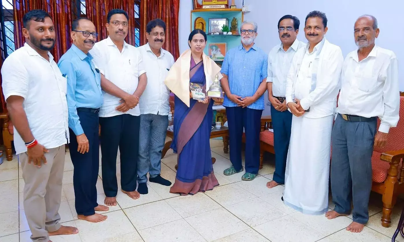 ಸಚಿವೆ ಹೆಬ್ಬಾಳ್ಕರ್ ಮಾಜಿ ಸಭಾಪತಿ ಪ್ರತಾಪಚಂದ್ರ ಶೆಟ್ಟಿ ನಿವಾಸಕ್ಕೆ ಭೇಟಿ