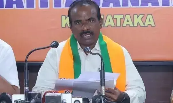 ಸಚಿವ ಝಮೀರ್ ಅಹ್ಮದ್ ರಾಜೀನಾಮೆ ಪಡೆದುಕೊಳ್ಳಿ: ಬಿಜೆಪಿ