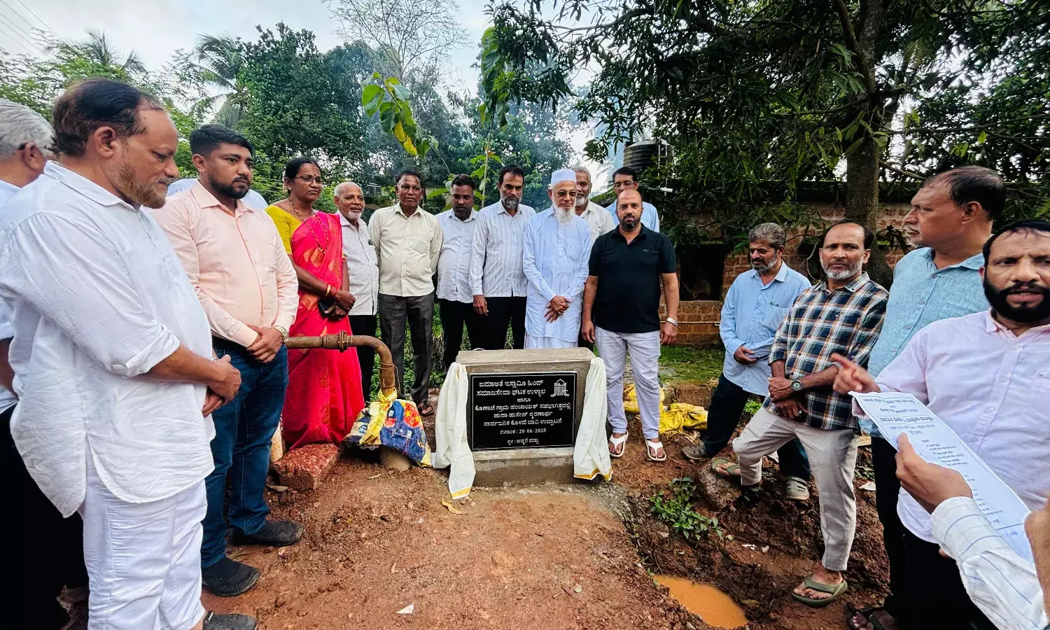 ಉಳ್ಳಾಲ: ಸಾರ್ವಜನಿಕ ಕೊಳವೆ ಬಾವಿ ಉದ್ಘಾಟನೆ