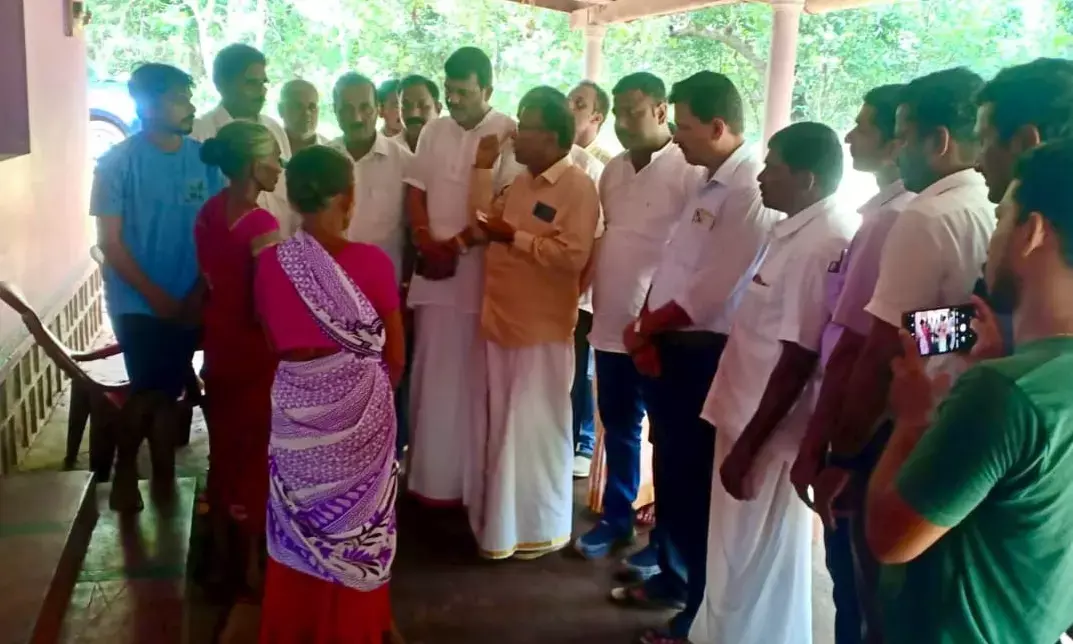 ಹಿಲಿಯಾಣ ಕೊಲೆ ಪ್ರಕರಣ| ಬಿಲ್ಲವ ಸಮಾಜದ ಮುಖಂಡರ ಭೇಟಿ: ಮಕ್ಕಳ ವಿದ್ಯಾಭ್ಯಾಸಕ್ಕಾಗಿ ಅಗತ್ಯ ಕ್ರಮ