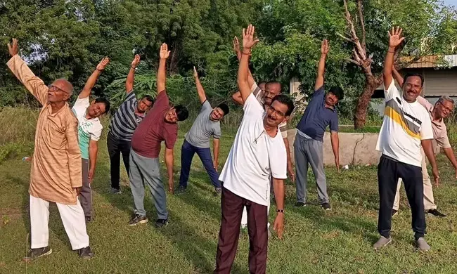 ಕಲಬುರಗಿ | ಉತ್ತಮ ಆರೋಗ್ಯಕ್ಕೆ ಯೋಗವೇ ಮದ್ದು : ಬಾಬುರಾವ್‌ ಪಾಟೀಲ್‌