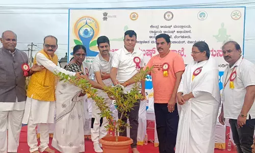 ವಿಜಯನಗರ | ಆರೋಗ್ಯಕರ ಜೀವನ ಸಾಗಿಸಲು ಯೋಗ ಸಹಕಾರಿ : ಜಿಲ್ಲಾಧಿಕಾರಿ ಎಂ.ಎಸ್.ದಿವಾಕರ್