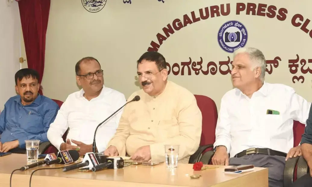 ಅಚ್ಚು ಬೆಲ್ಲದ ಮಾರಾಟದಲ್ಲಿ ಪಡೆದ ಅನುಭವ ಬದುಕಿಗೆ ಹೊಸ ದಾರಿಯನ್ನು ತೋರಿಸಿತು: ಝಕರಿಯಾ ಜೋಕಟ್ಟೆ