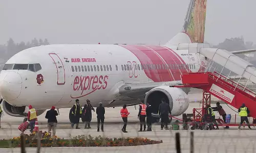 ಮಧ್ಯಪ್ರಾಚ್ಯದಲ್ಲಿ ಸಂಘರ್ಷ ಹೆಚ್ಚಳ: ಗಲ್ಫ್ ಗೆ ವಿಮಾನ ಹಾರಾಟ ಸ್ಥಗಿತಗೊಳಿಸಿದ ಏರ್ ಇಂಡಿಯಾ