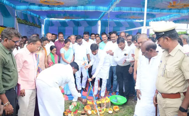 ಯಾದಗಿರಿ | ಕುಡಿಯುವ ನೀರಿನ ಸಮಸ್ಯೆಯ ನಿವಾರಣೆಗೆ ಬದ್ಧ : ಶಾಸಕ ಶರಣಗೌಡ ಕಂದಕೂರ ಯಾದಗಿರಿ | ಕುಡಿಯುವ ನೀರಿನ ಸಮಸ್ಯೆಯ ನಿವಾರಣೆಗೆ ಬದ್ಧ : ಶಾಸಕ ಶರಣಗೌಡ ಕಂದಕೂರ