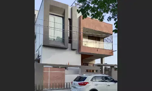 ಕಲಬುರಗಿ | ಇಬ್ಬರು ಅಧಿಕಾರಿಗಳ ಮನೆ ಮೇಲೆ ಲೋಕಾಯುಕ್ತ ದಾಳಿ; ಪರಿಶೀಲನೆ