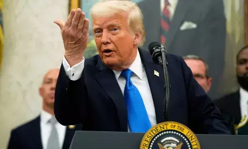 ಇರಾನ್ ಮೇಲೆ ಮತ್ತೆ ಬಾಂಬ್ ದಾಳಿ ಮಾಡಬೇಡಿ: ಇಸ್ರೇಲ್‌ಗೆ ಟ್ರಂಪ್ ಎಚ್ಚರಿಕೆ