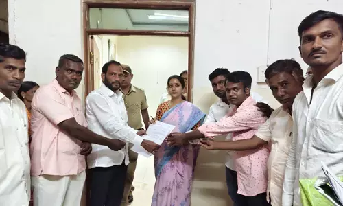 ಬೀದರ್ | ಗಡಿರಾಯಪಳ್ಳಿ ಗ್ರಾಮದಲ್ಲಿನ ಅನಧಿಕೃತ ಮೂರ್ತಿಗಳನ್ನು ತೆರವುಗೊಳಿಸಲು ಮನವಿ