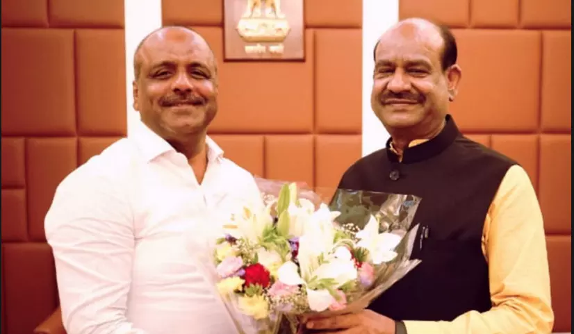 ಲೋಕಸಭಾಧ್ಯಕ್ಷ ಓಂ ಬಿರ್ಲಾ ಅವರನ್ನು ಭೇಟಿ ಮಾಡಿದ ಯು.ಟಿ.ಖಾದರ್