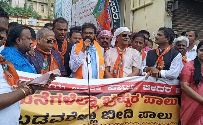 ರಾಜ್ಯದ ಪ್ರತಿ ಇಲಾಖೆಯಲ್ಲಿ ಭ್ರಷ್ಟಾಚಾರ ತಾಂಡವಾಡುತ್ತಿದೆ : ಛಲವಾದಿ ನಾರಾಯಣಸ್ವಾಮಿ