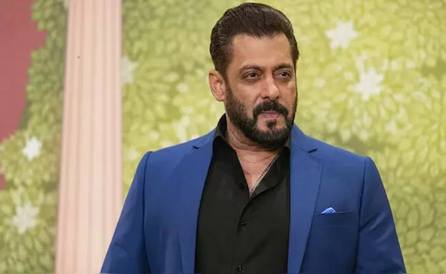 ಇಂಡಿಯನ್ ಸ್ಟ್ರೀಟ್ ಪ್ರೀಮಿಯರ್ ಲೀಗ್ | ಡೆಲ್ಲಿ ಫ್ರಾಂಚೈಸಿ ಮಾಲಿಕರಾಗಿ ಬಾಲಿವುಡ್ ಸೂಪರ್‌ಸ್ಟಾರ್ ಸಲ್ಮಾನ್ ಖಾನ್