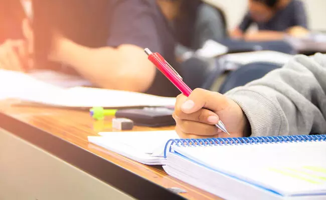 2026ರಿಂದ 10ನೇ ತರಗತಿಗೆ ವರ್ಷಕ್ಕೆ 2 ಬಾರಿ ಮಂಡಳಿ ಪರೀಕ್ಷೆ: ಸಿಬಿಎಸ್‌ಇ