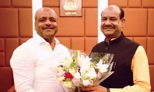 ಲೋಕಸಭಾಧ್ಯಕ್ಷ ಓಂ ಬಿರ್ಲಾ ಅವರನ್ನು ಭೇಟಿ ಮಾಡಿದ ಯು.ಟಿ.ಖಾದರ್