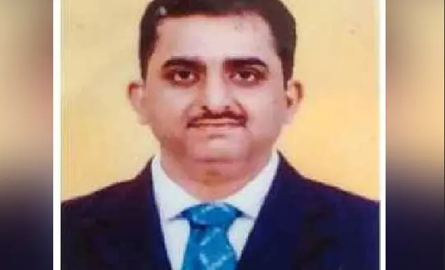 ಶಿವಮೊಗ್ಗ | ಲೈಗಿಂಕ ಕಿರುಕುಳ ಆರೋಪ : ತಲೆಮರೆಸಿಕೊಂಡಿದ್ದ ವೈದ್ಯ ಪೊಲೀಸ್ ವಶಕ್ಕೆ ಶಿವಮೊಗ್ಗ | ಲೈಗಿಂಕ ಕಿರುಕುಳ ಆರೋಪ : ತಲೆಮರೆಸಿಕೊಂಡಿದ್ದ ವೈದ್ಯ ಪೊಲೀಸ್ ವಶಕ್ಕೆ