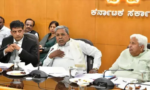 ‘ಪರಿಣಾಮಕಾರಿಯಾಗಿ ಕರ್ತವ್ಯ ನಿರ್ವಹಿಸದಿದ್ದರೆ ನಿಮ್ಮ ಬದಲಾವಣೆ’; ಹೆಚ್ಚುವರಿ ಅಡ್ವೊಕೇಟ್ ಜನರಲ್‍ಗಳಿಗೆ ಸಿಎಂ ಸಿದ್ದರಾಮಯ್ಯ ಎಚ್ಚರಿಕೆ