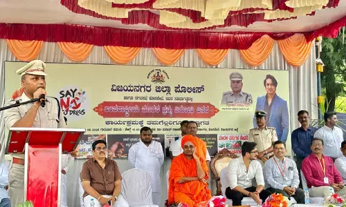 ವಿಜಯನಗರ | ವ್ಯಸನ ಮುಕ್ತ ಸಮಾಜದ ಕನಸನ್ನು ಮಕ್ಕಳ ಎದೆಯಲ್ಲಿ ಬಿತ್ತಬೇಕಿದೆ : ಅಭಿನವ ಗವಿಸಿದ್ದೇಶ್ವರ ಸ್ವಾಮೀಜಿ