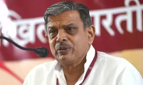 ಸಂವಿಧಾನದ ಪ್ರಸ್ತಾವನೆಯಿಂದ ಸಮಾಜವಾದಿ, ಜಾತ್ಯಾತೀತ ಪದ ಕೈಬಿಡಿ: ಆರೆಸ್ಸೆಸ್ ಆಗ್ರಹ