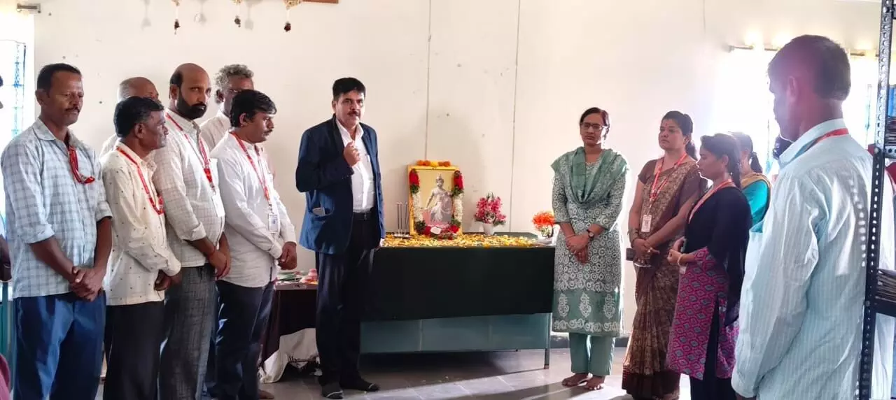 ಬೀದರ್ | ನಾಡಪ್ರಭು ಕೆಂಪೇಗೌಡರ ಕೊಡುಗೆ ಅಪಾರ : ಸುರೇಖಾ ಕೆಎಎಸ್ ಬೀದರ್ | ನಾಡಪ್ರಭು ಕೆಂಪೇಗೌಡರ ಕೊಡುಗೆ ಅಪಾರ : ಸುರೇಖಾ ಕೆಎಎಸ್