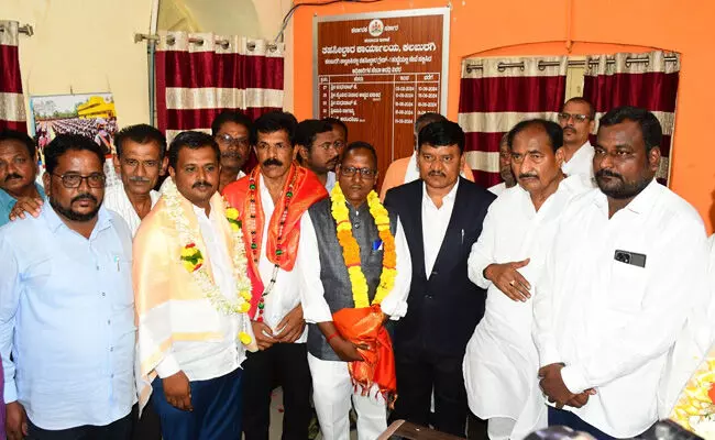 ಕಲಬುರಗಿ | ಭೂ ನ್ಯಾಯಮಂಡಳಿಯ ಅಧಿಕಾರೇತರ ಸದಸ್ಯರಿಗೆ ಸನ್ಮಾನ